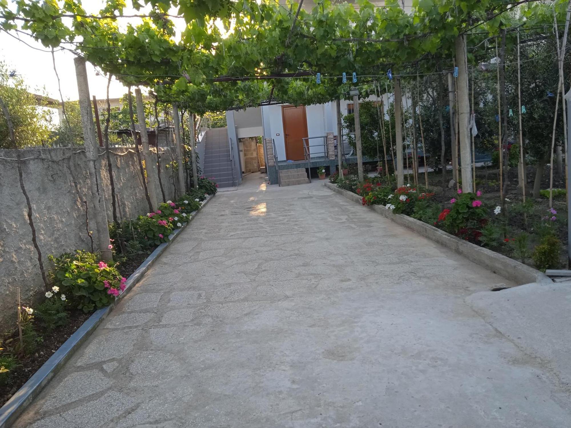 Vila N Dervishi Vlorë Buitenkant foto