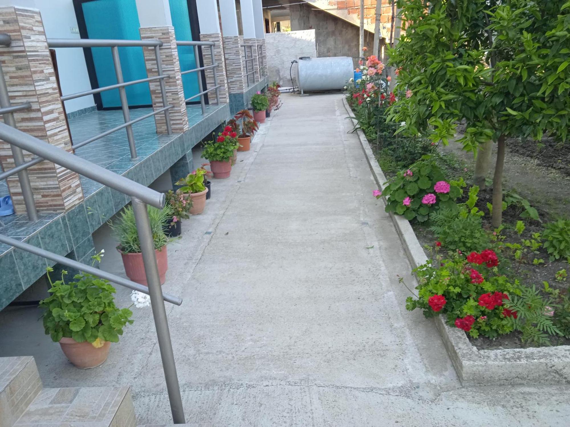 Vila N Dervishi Vlorë Buitenkant foto