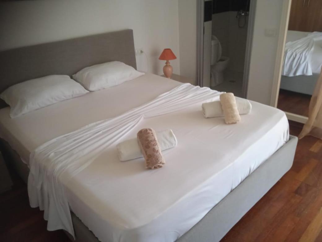 Vila N Dervishi Vlorë Buitenkant foto